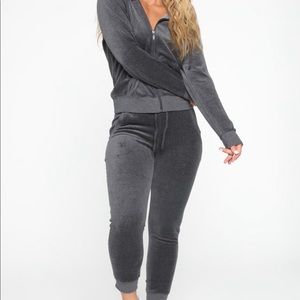 Fashion Nova The Trendsetter Velour Set